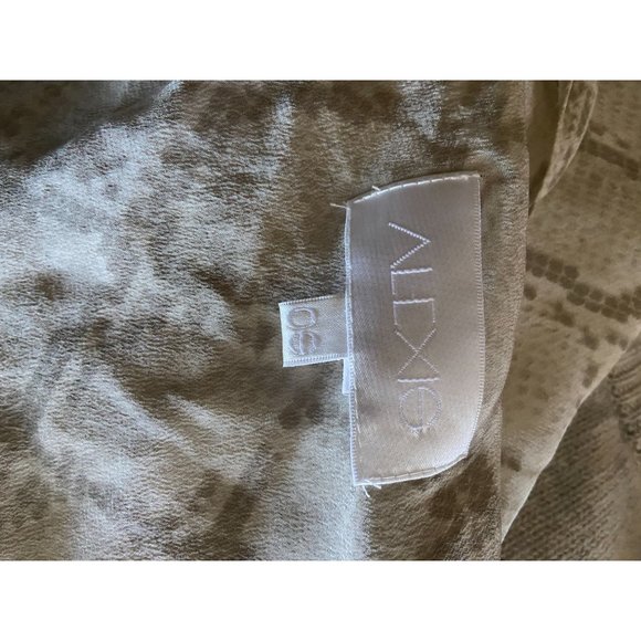 Alexis 100% Silk Snakeskin Print Swimsuit Coverup Ladies One Size - Picture 2 of 4